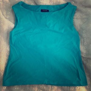 Sleeveless tank top, perfect for work or a date ❤️